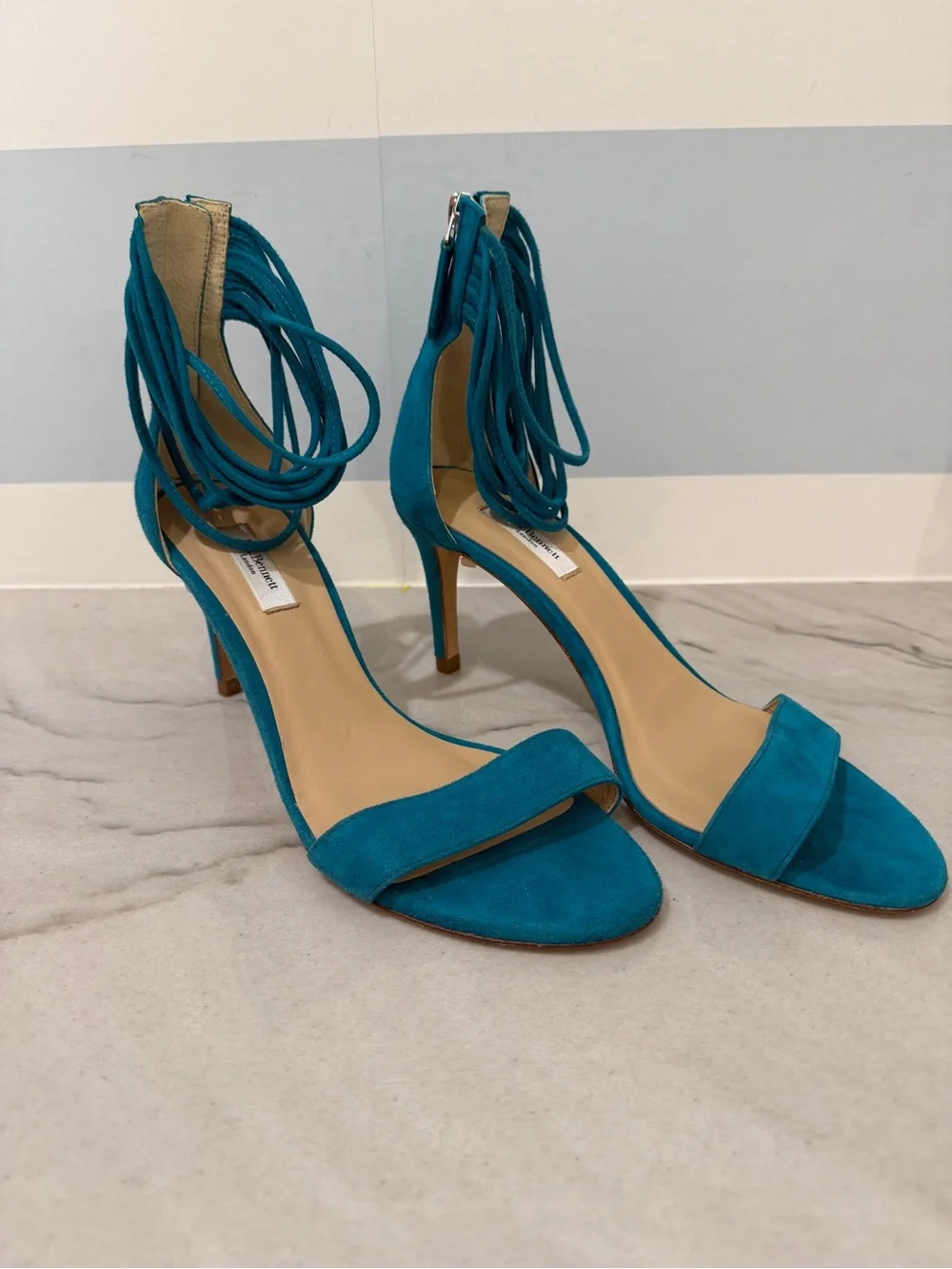 LK Bennett Teal Suede Ankle Wrap Heels Made in Spain 40 (US 8.5/9) NWOT